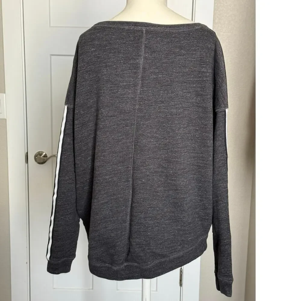 Nike Gray District 72 Scoop Long Sleeve Crew Sweater Womens M